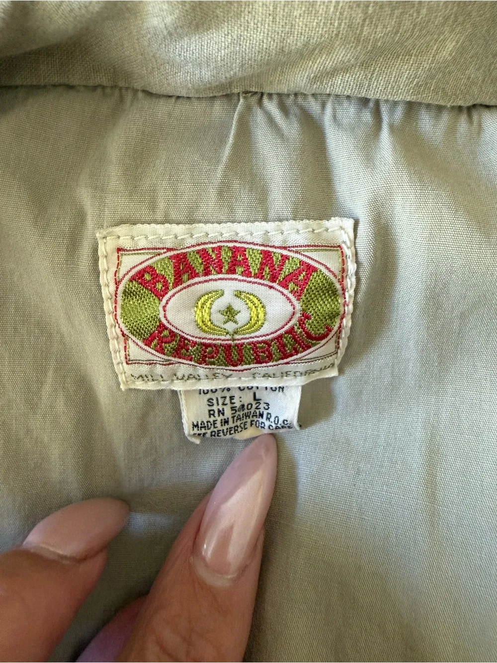 Banana Republic Men's Utility Vest in Beige 80’s Era Piece